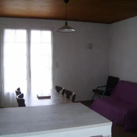 Maison De Vacances Avec Jardin Clos Pres De La Plage A La Bree-les-bains, 4 Couchages - Fr-1-246a-206 * La Brée-les-Bains